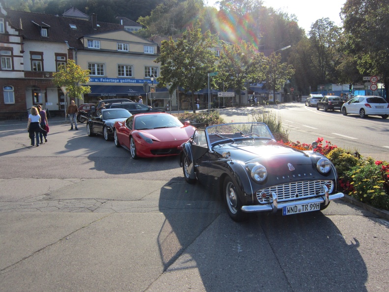 Triumph_ Ferrari and Porsche in Mettlach.JPG